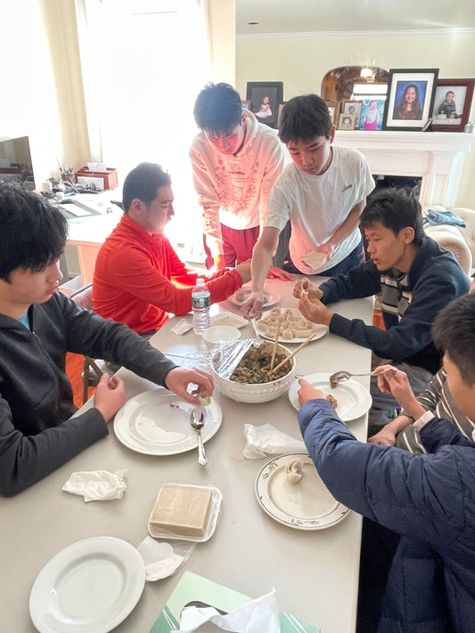 Baking Together: Entong Volunteers with TAL Education